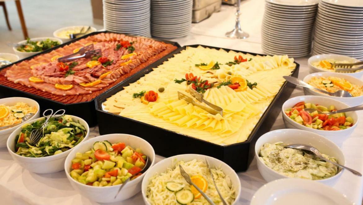 Hotel Galleria سوبوتيتْسا المظهر الخارجي الصورة